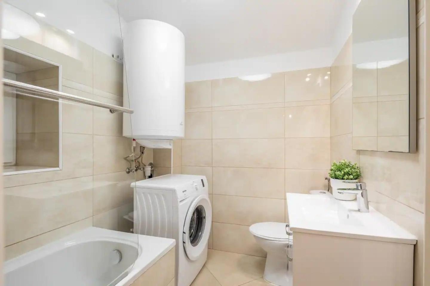 Vamhaz Boulevard Apartments Budapest Ngoại thất bức ảnh