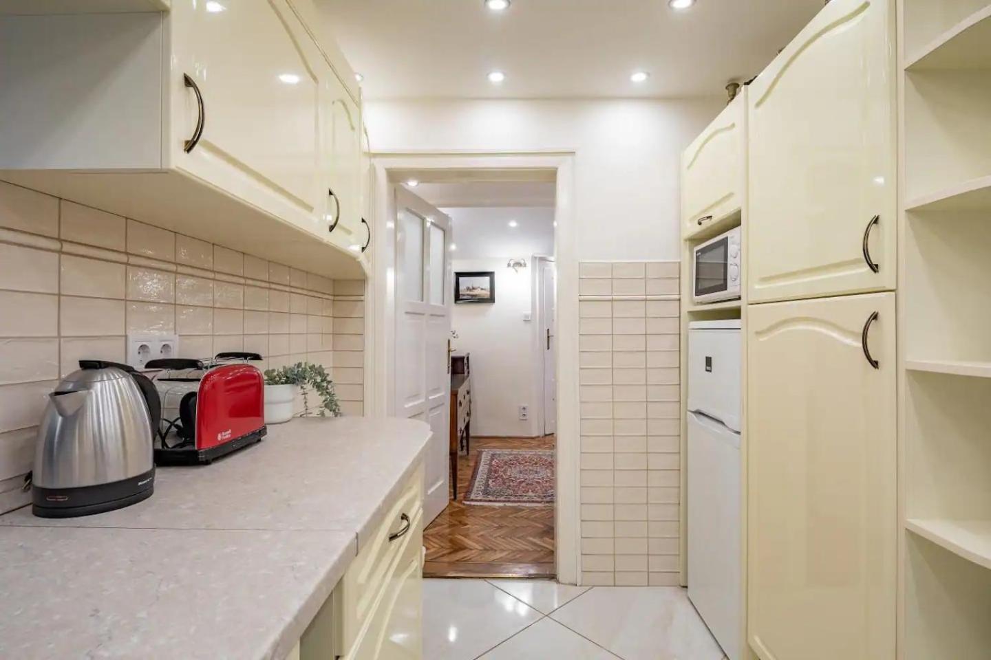 Vamhaz Boulevard Apartments Budapest Ngoại thất bức ảnh
