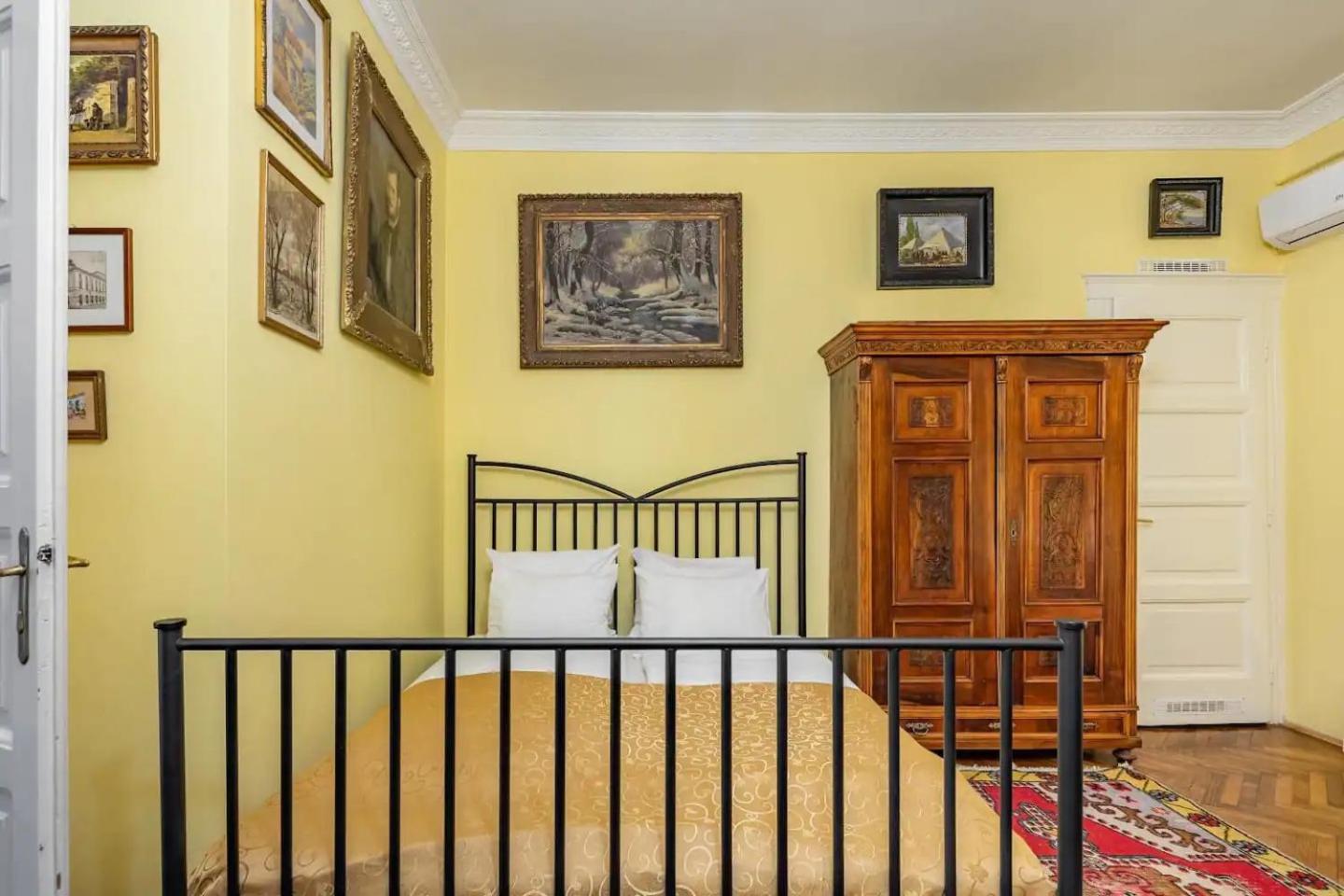 Vamhaz Boulevard Apartments Budapest Ngoại thất bức ảnh
